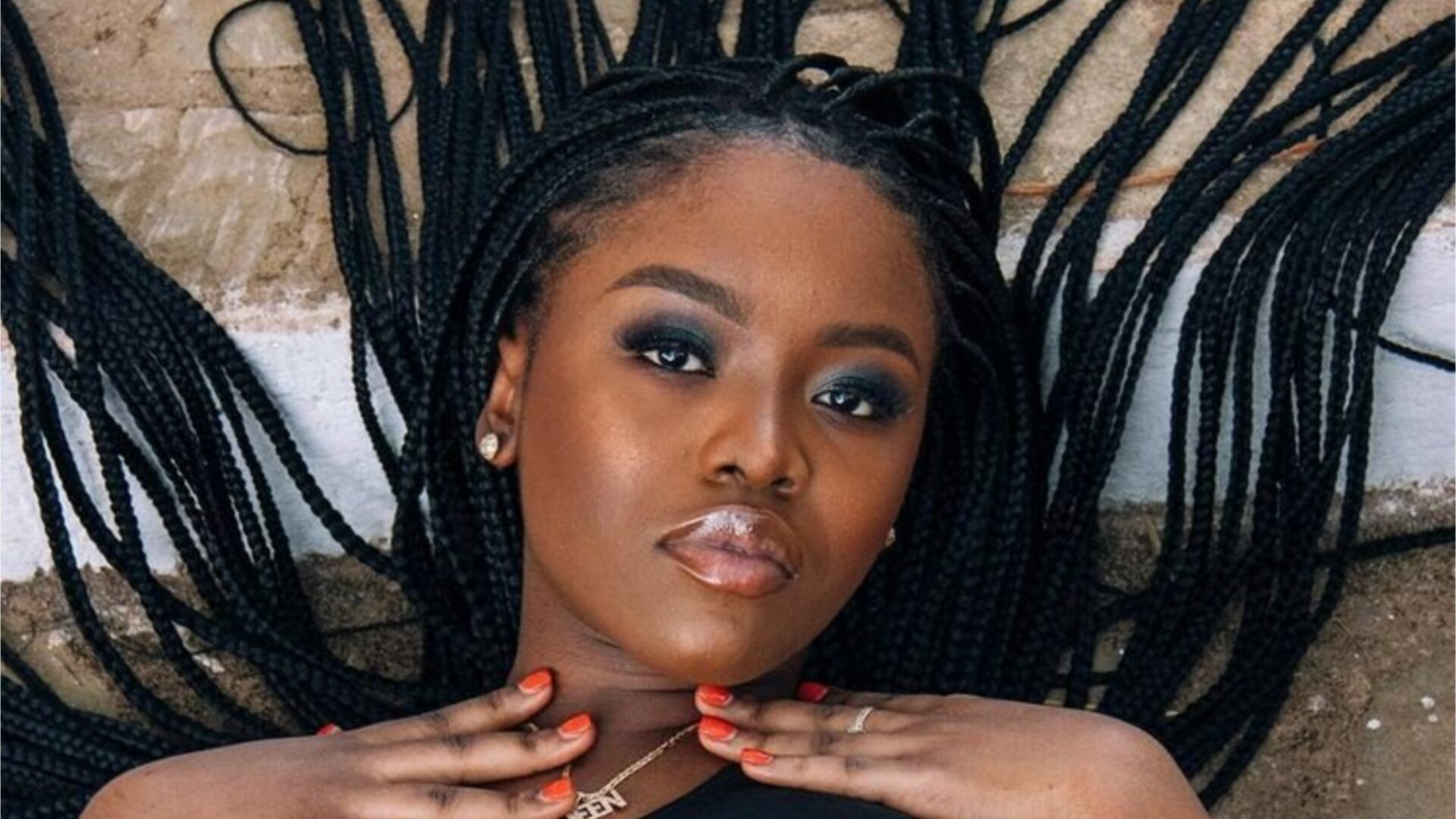 Gyakie Dazzles In Beautiful Photos Putting On Suit And Trouser As Fans ...